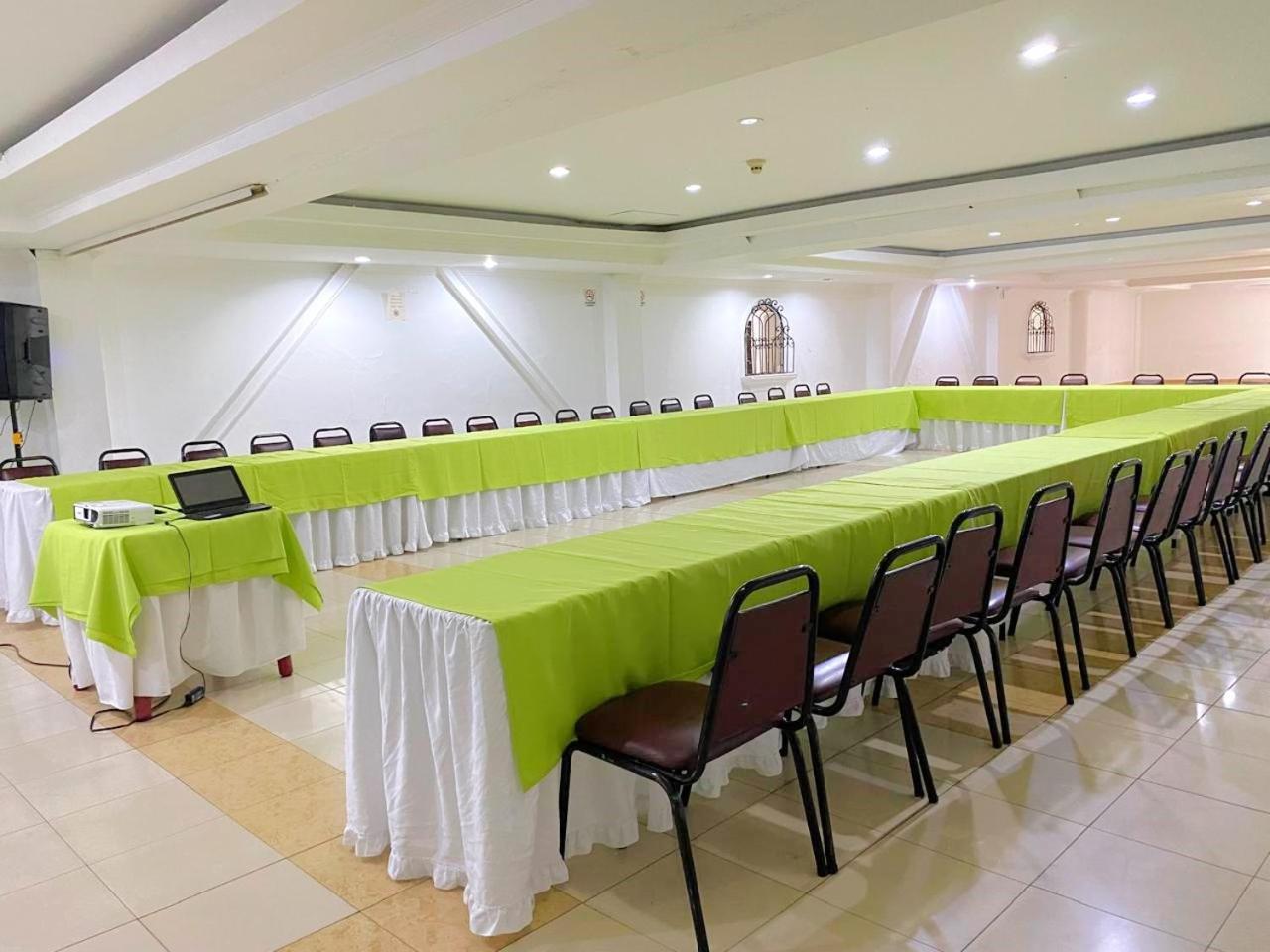 Tama Hotel Granada Real Cali Εξωτερικό φωτογραφία