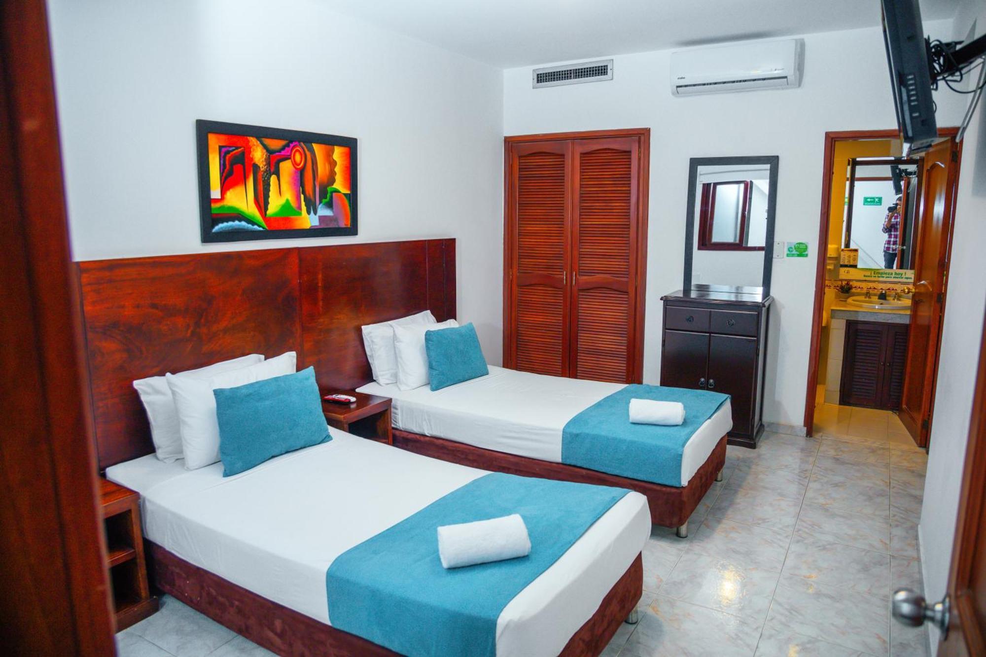 Tama Hotel Granada Real Cali Εξωτερικό φωτογραφία