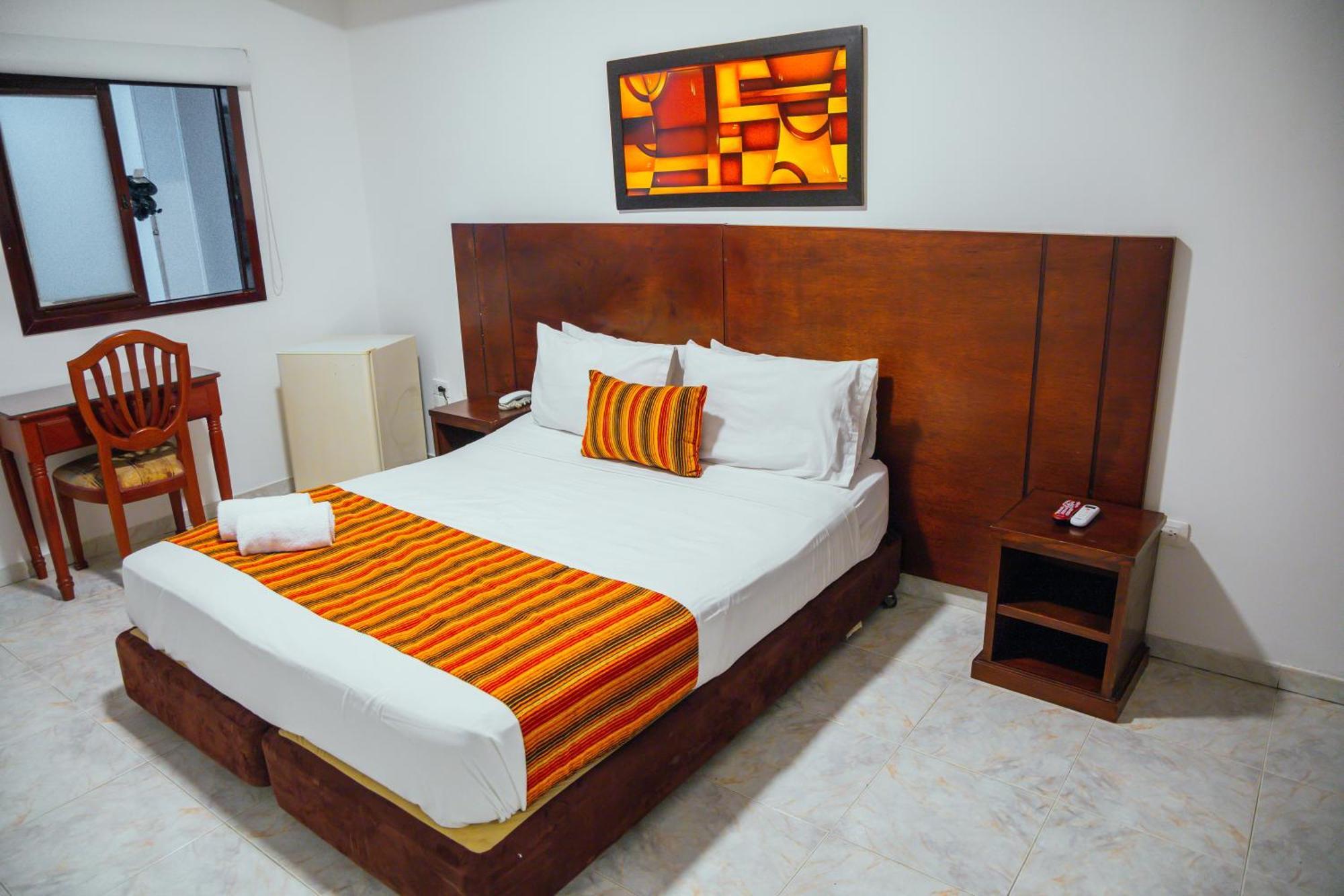 Tama Hotel Granada Real Cali Εξωτερικό φωτογραφία
