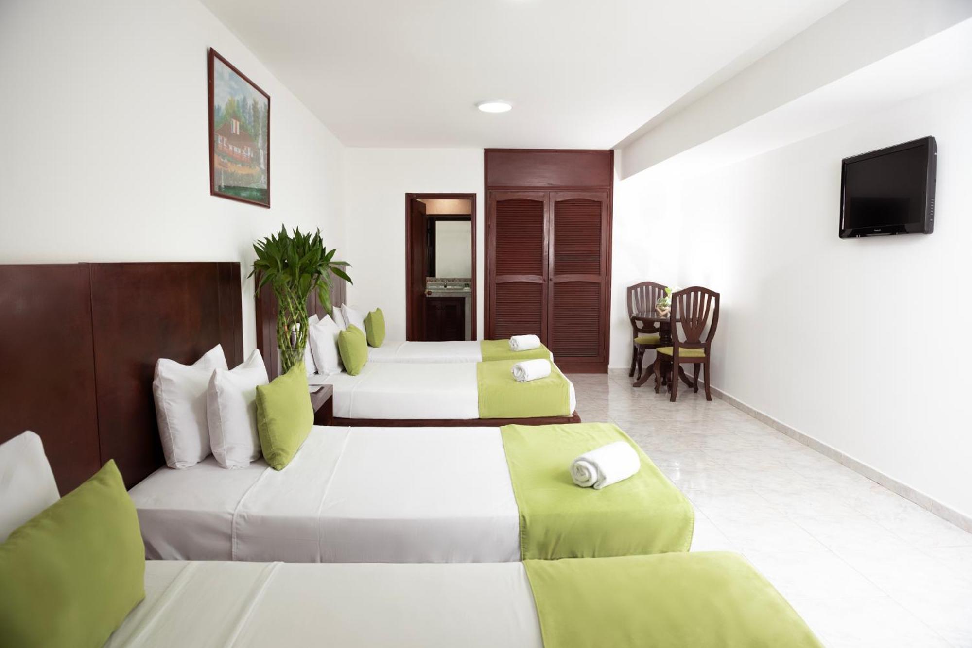Tama Hotel Granada Real Cali Εξωτερικό φωτογραφία
